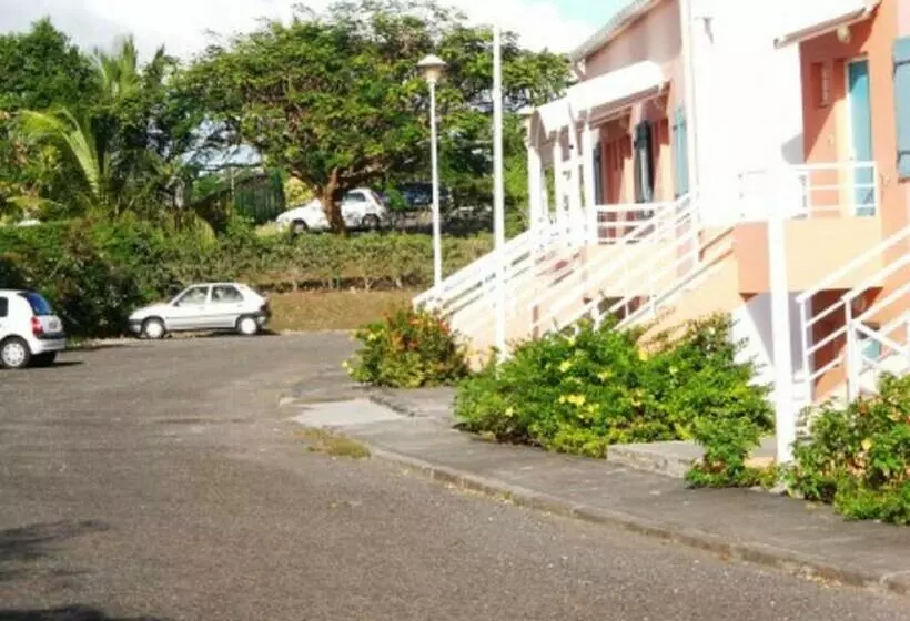 Du Côte De Sainte Anne