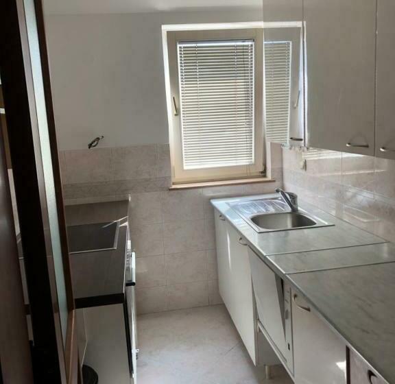 Stan U Samom Centru Obrenovca, Na Trgu 2