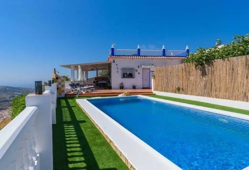 Villa Lucía De Torrox By Ruralidays