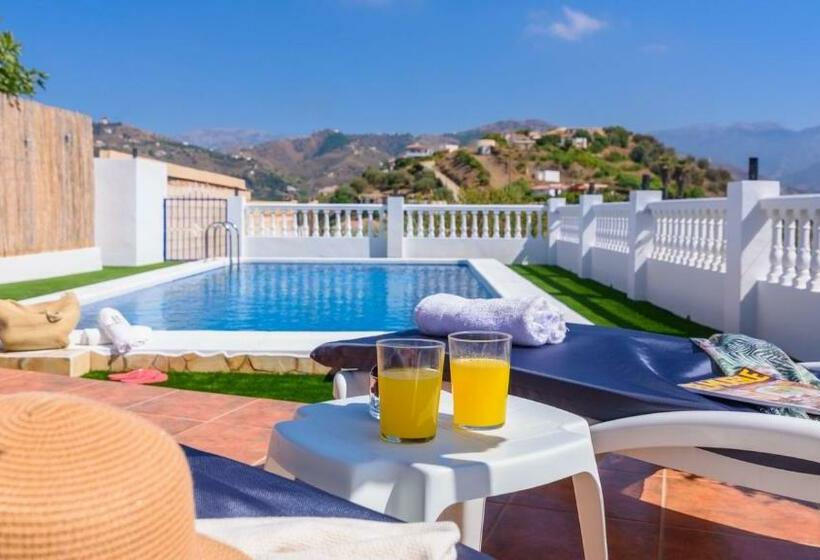 Villa Lucía De Torrox By Ruralidays