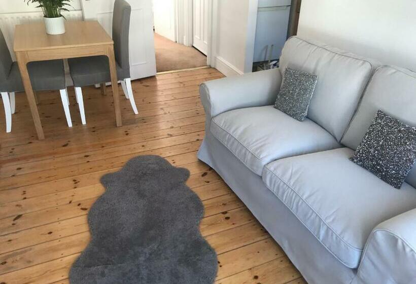 Centrally Located Stylish 1st Floor Apartment