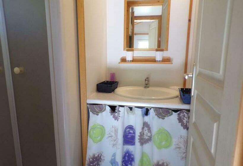 Chalet En Bordure De Forêt