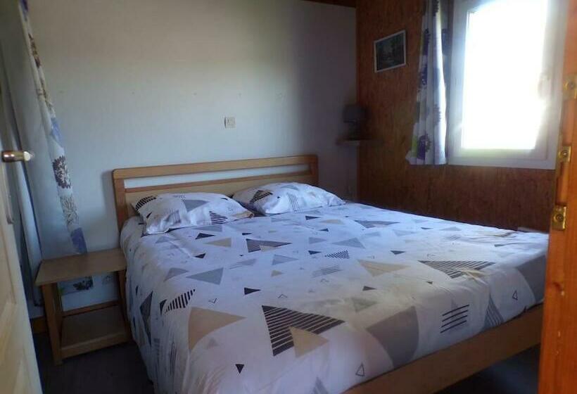 Chalet En Bordure De Forêt