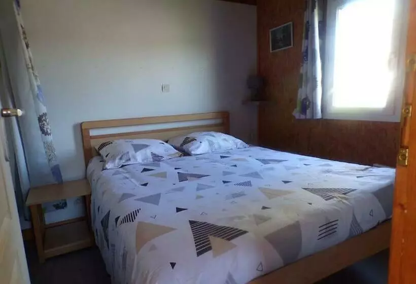 Chalet En Bordure De Forêt