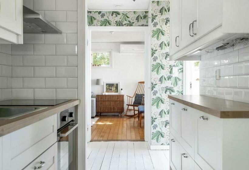 Lovely Cottage With Fantastic Location And Own Lake Plot By Helgasjon, Vaxjo