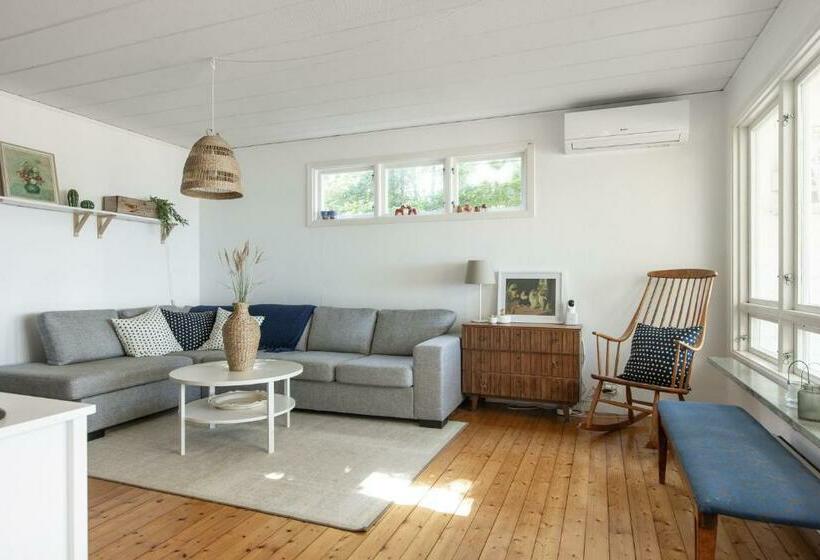 Lovely Cottage With Fantastic Location And Own Lake Plot By Helgasjon, Vaxjo