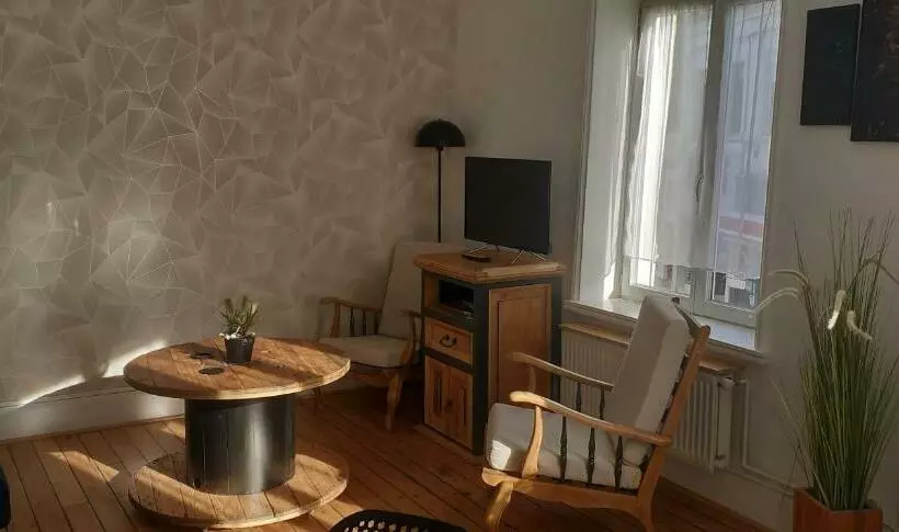 Studio 30 M2 Refait à Neuf Idéalement Situé Centre Ville Et Plage