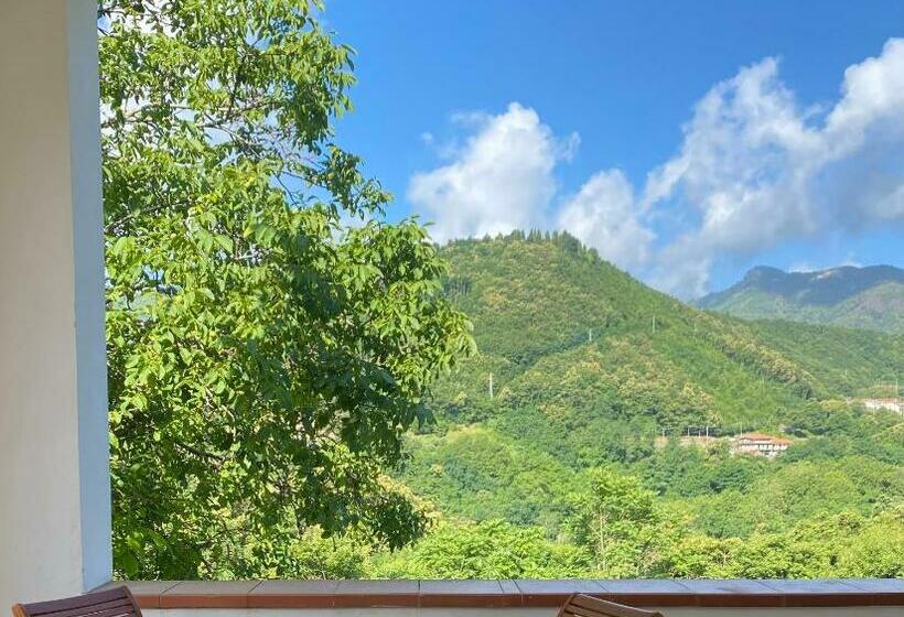 Un Rifugio Tra Il Verde E Il Blu