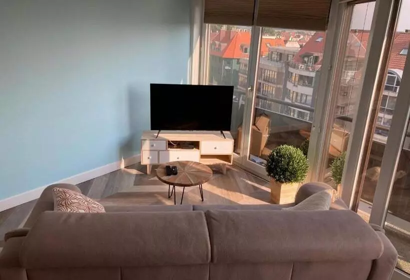 Cozy Panorama Flat By The Beach