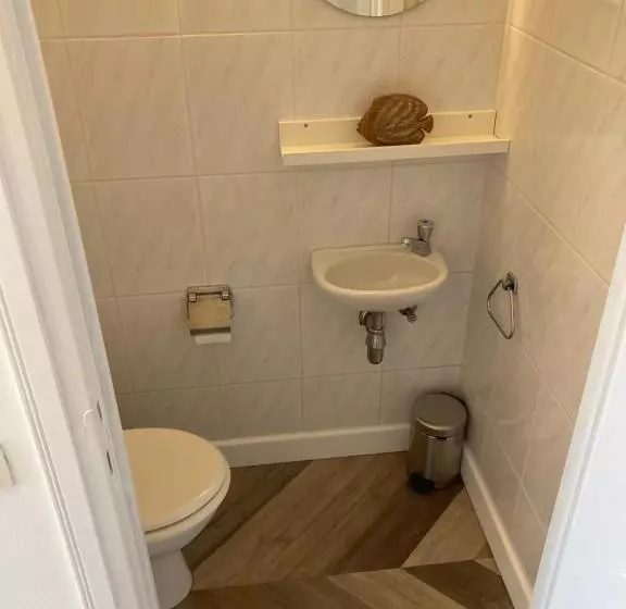 Cozy Panorama Flat By The Beach