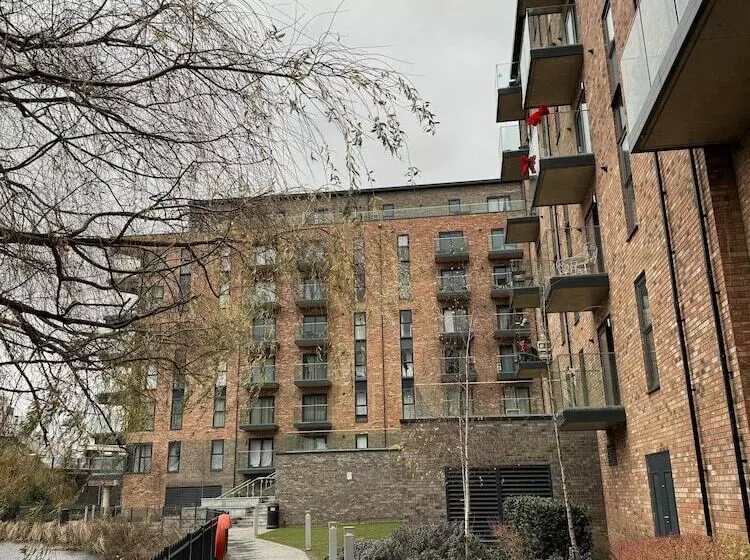 Luxury Apartment In Dartford