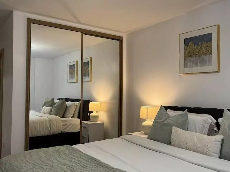 Luxury Apartment In Dartford