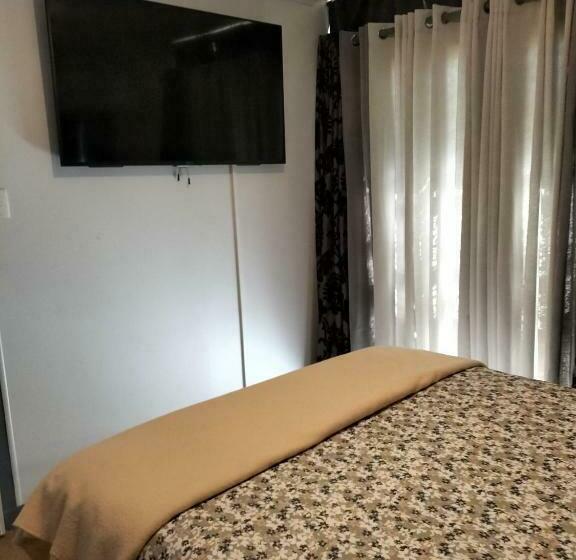 Kingscote Retreat In Kangaroo Island Fully Air Conditioned Unit Black Friday Sale