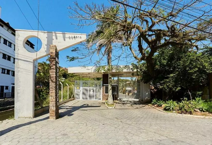 843 Residencial Solar Das Bromélias 350 M Da Praia Bombinhas   Centro