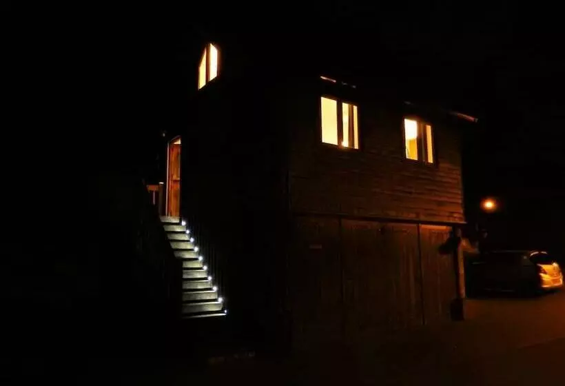 The Studio, Upper House Farm, Crickhowell