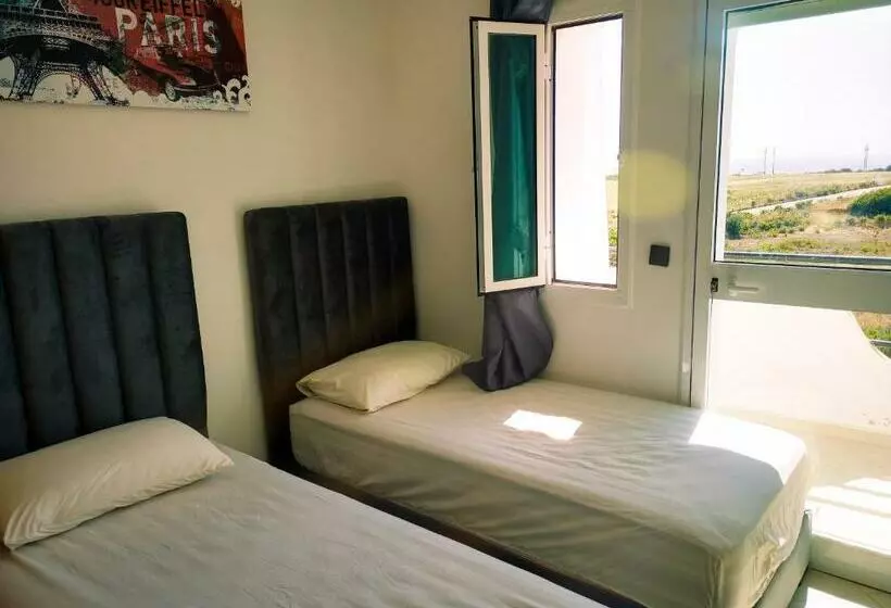 Fantastique Appartement Avec Piscine Sur La Plage M2