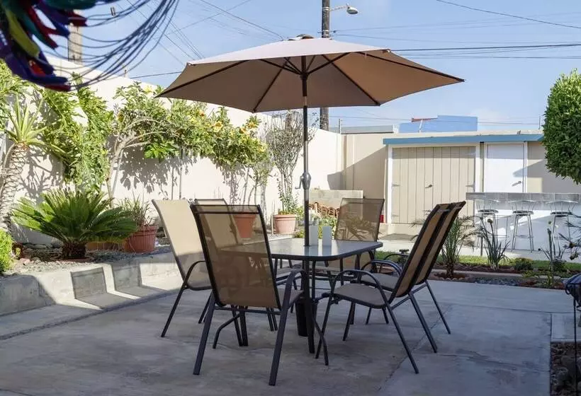 Seaside Adventure Lodging