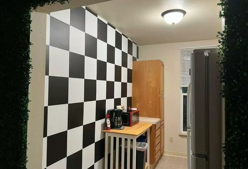 Alice  The Wonderland Experience