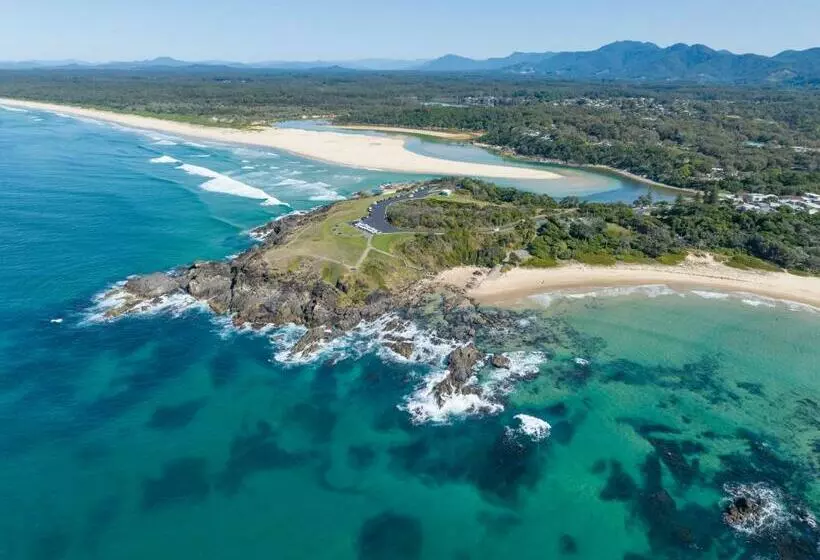 Sawtell Beachfront Villa   2 Mins To Everything!