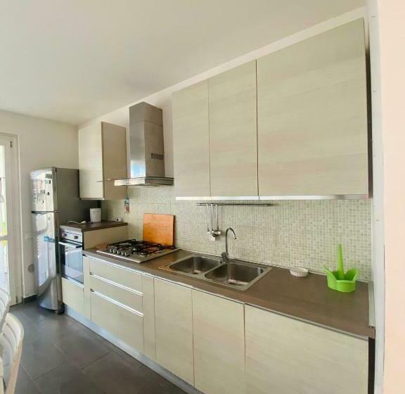 Tiresia Apartament 3 Bedrooms