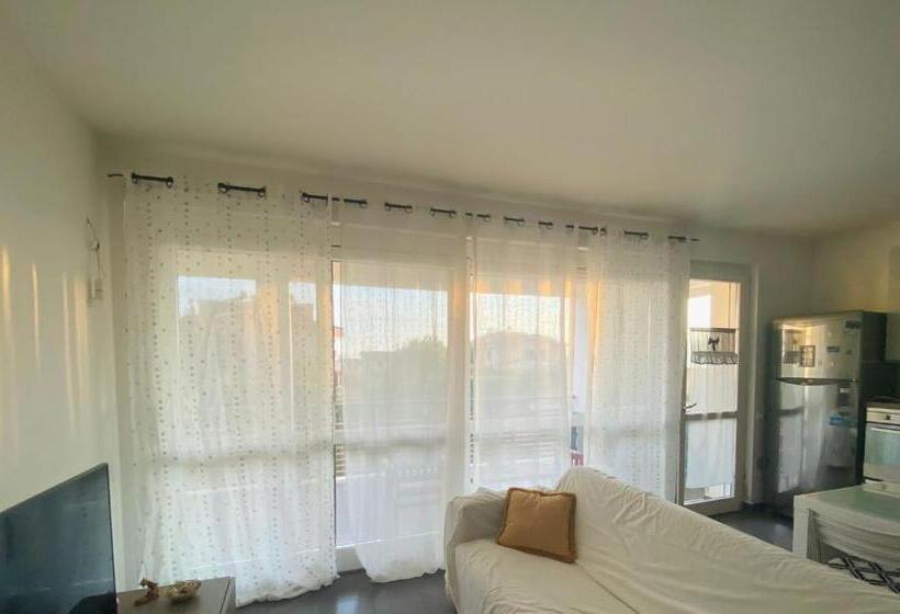 Tiresia Apartament 3 Bedrooms