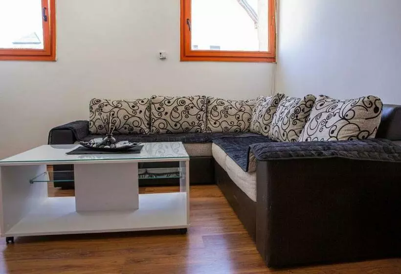 Urban Place Apartment žabljak