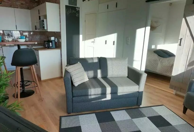 Herostreet Apartment 9