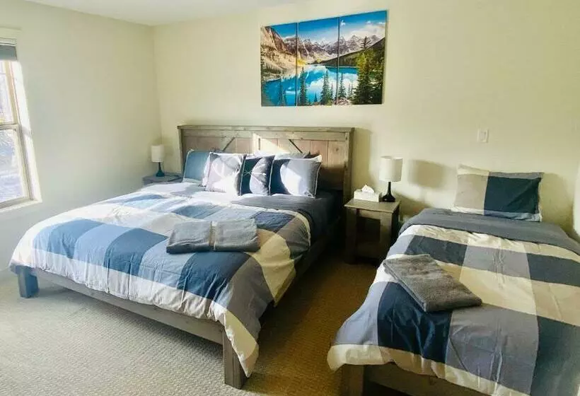 Perfect Base Invermere 3bd Townhouse Mt Views With Garage