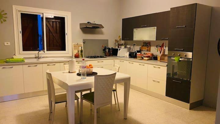 Trés Beau Loft Avec Piscine