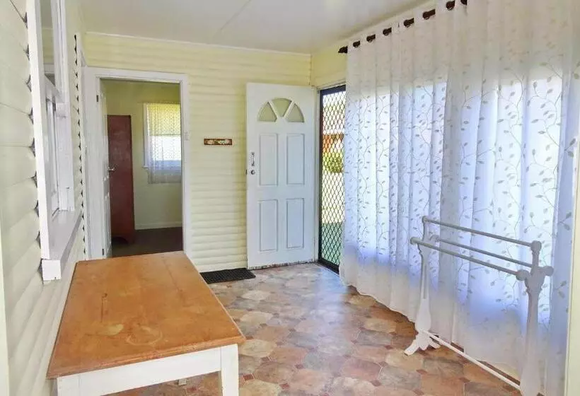 Bundi Hat Head   Bring Your Own Linen