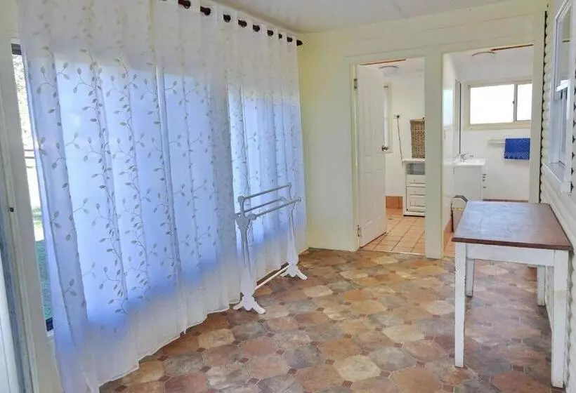 Bundi Hat Head   Bring Your Own Linen