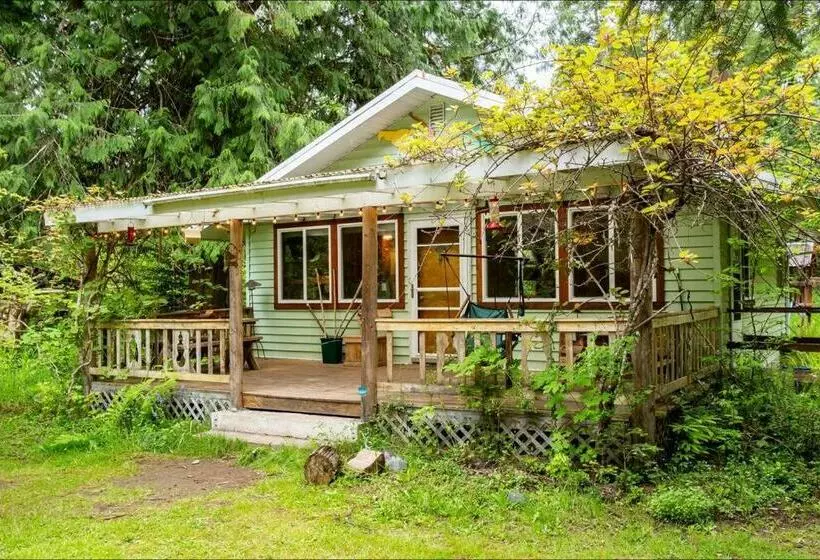 Chanterelle Cabin