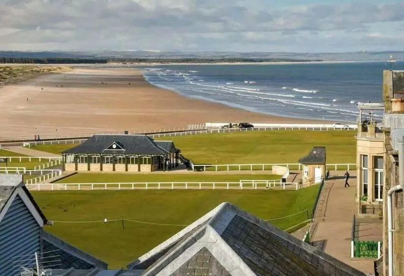 Links View, Golf Place