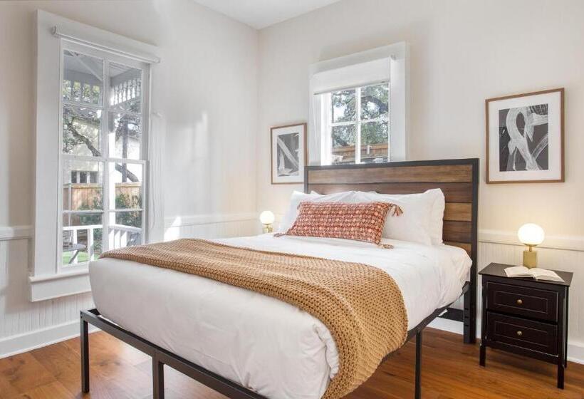 Ramsey By Avantstay Modern Character Home In Austin W/ Pool!