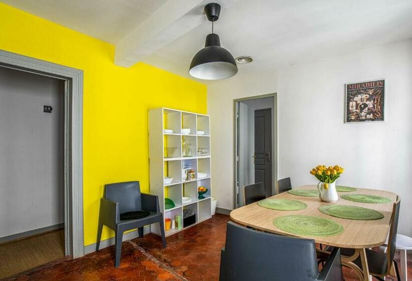 Splendid Apartment With A Terrasse And A Garden Avignon Welkeys