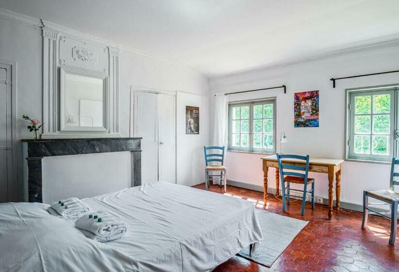 Splendid Apartment With A Terrasse And A Garden Avignon Welkeys