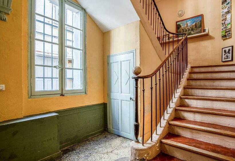 Splendid Apartment With A Terrasse And A Garden Avignon Welkeys