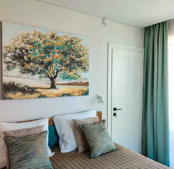 Apartamentai 4f Su įskaičiuotu Pasivažinėjimu Elektriniais Paspirtukais