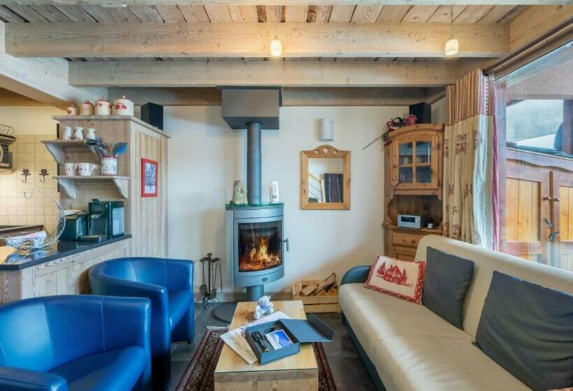 Appartement Cosy Au Pied Des Pistes Avec Mezzanine, Poêle à Bois Et Services Inclus Pour 4 Personnes