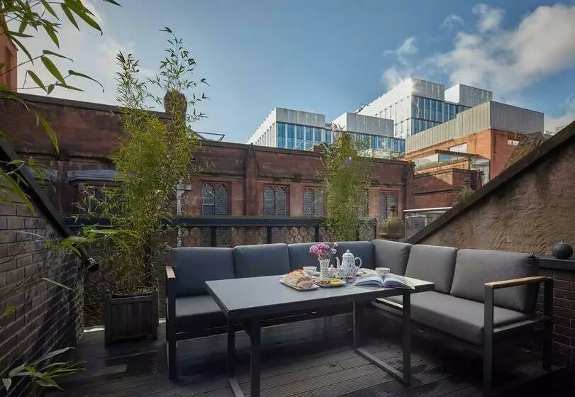 Stunning Luxury City Centre Townhouse With Hot Tub