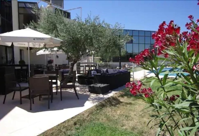 Aeroport Hotel   Parc Expo