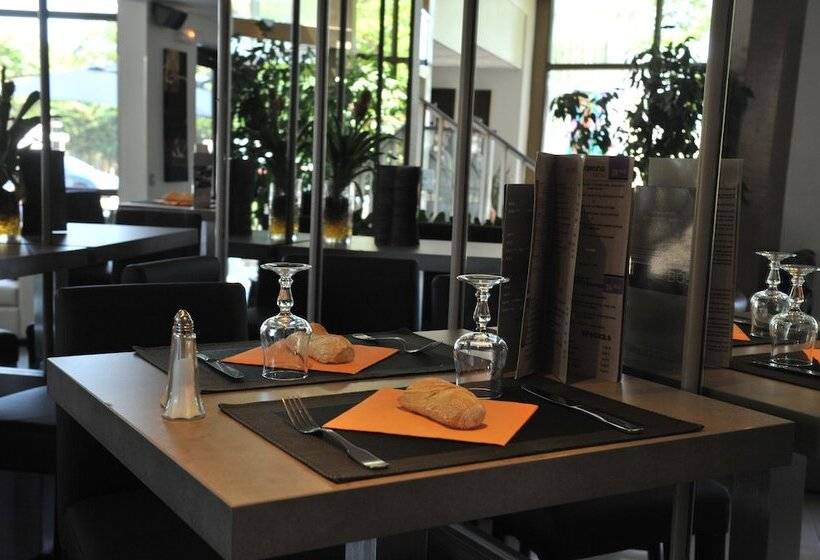 Aeroport Hotel   Parc Expo