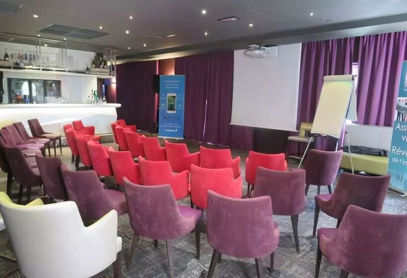 هتل Calme Des Pins Hôtel Piscine & Spa