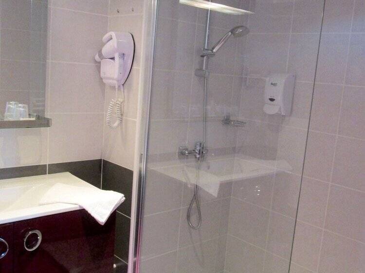 호텔 Calme Des Pins Hôtel Piscine & Spa