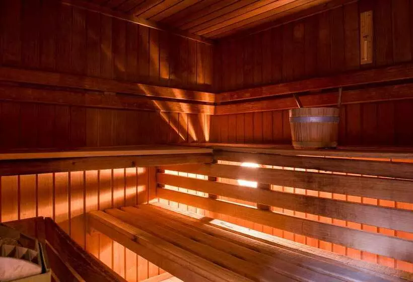 هتل Chalethôtel Neige Et Roc, The Originals Relais