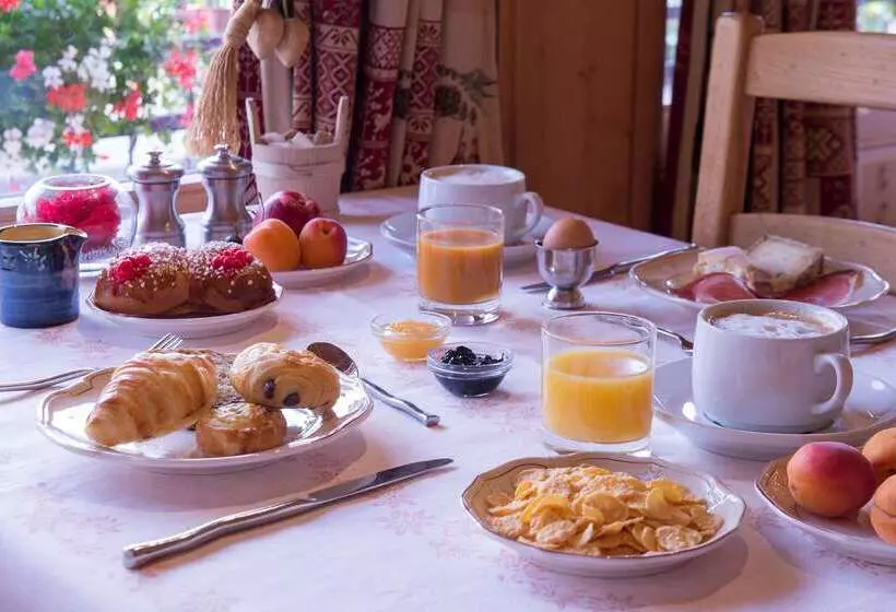 هتل Chalethôtel Neige Et Roc, The Originals Relais