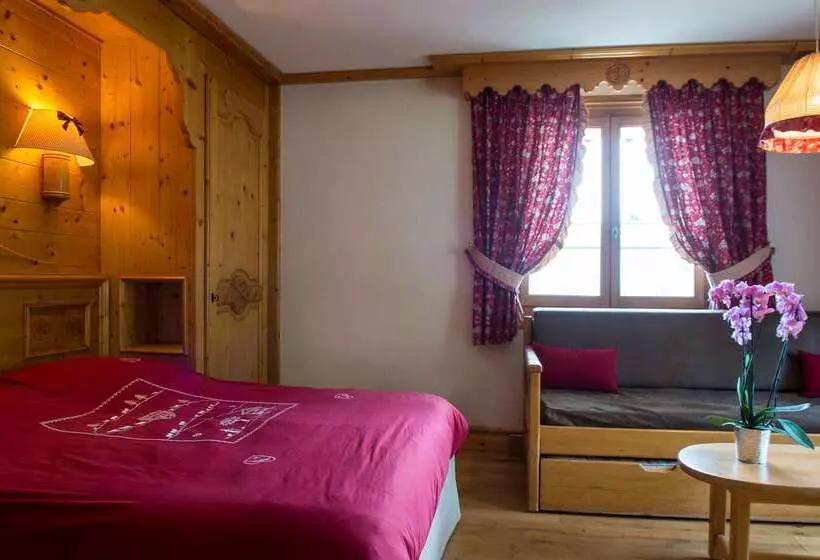 هتل Chalethôtel Neige Et Roc, The Originals Relais