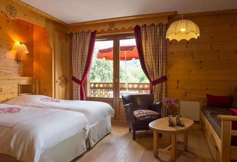 هتل Chalethôtel Neige Et Roc, The Originals Relais
