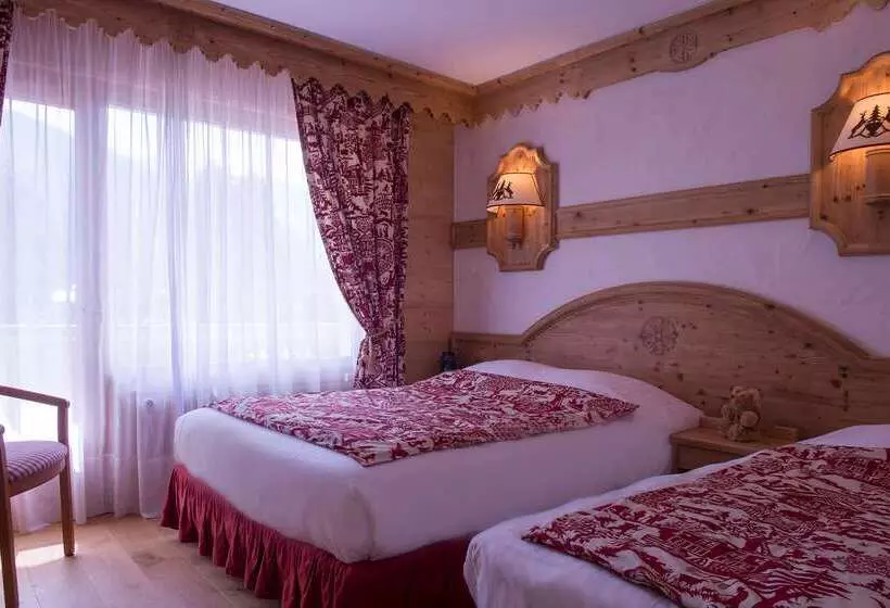 هتل Chalethôtel Neige Et Roc, The Originals Relais