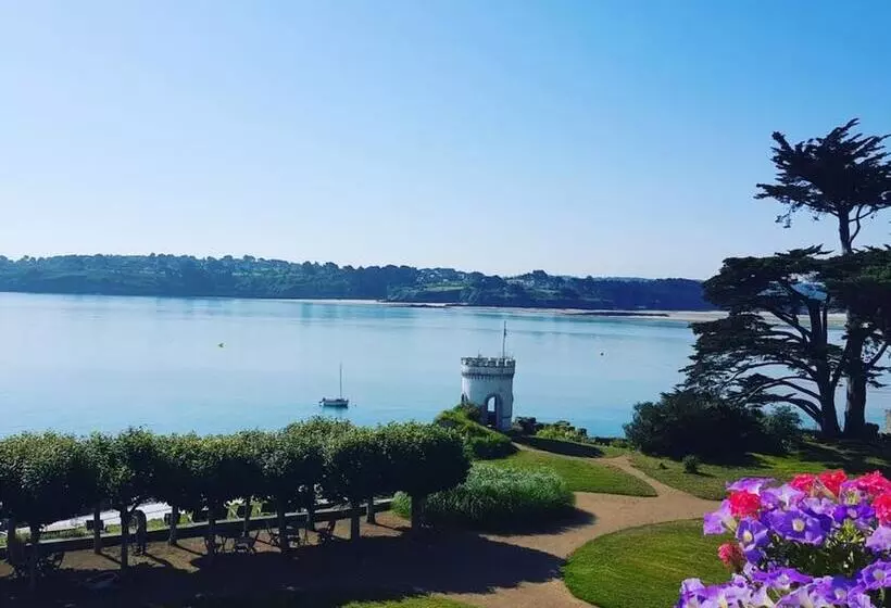 Le Grand Hotel Des Bains & Spa Bretagne